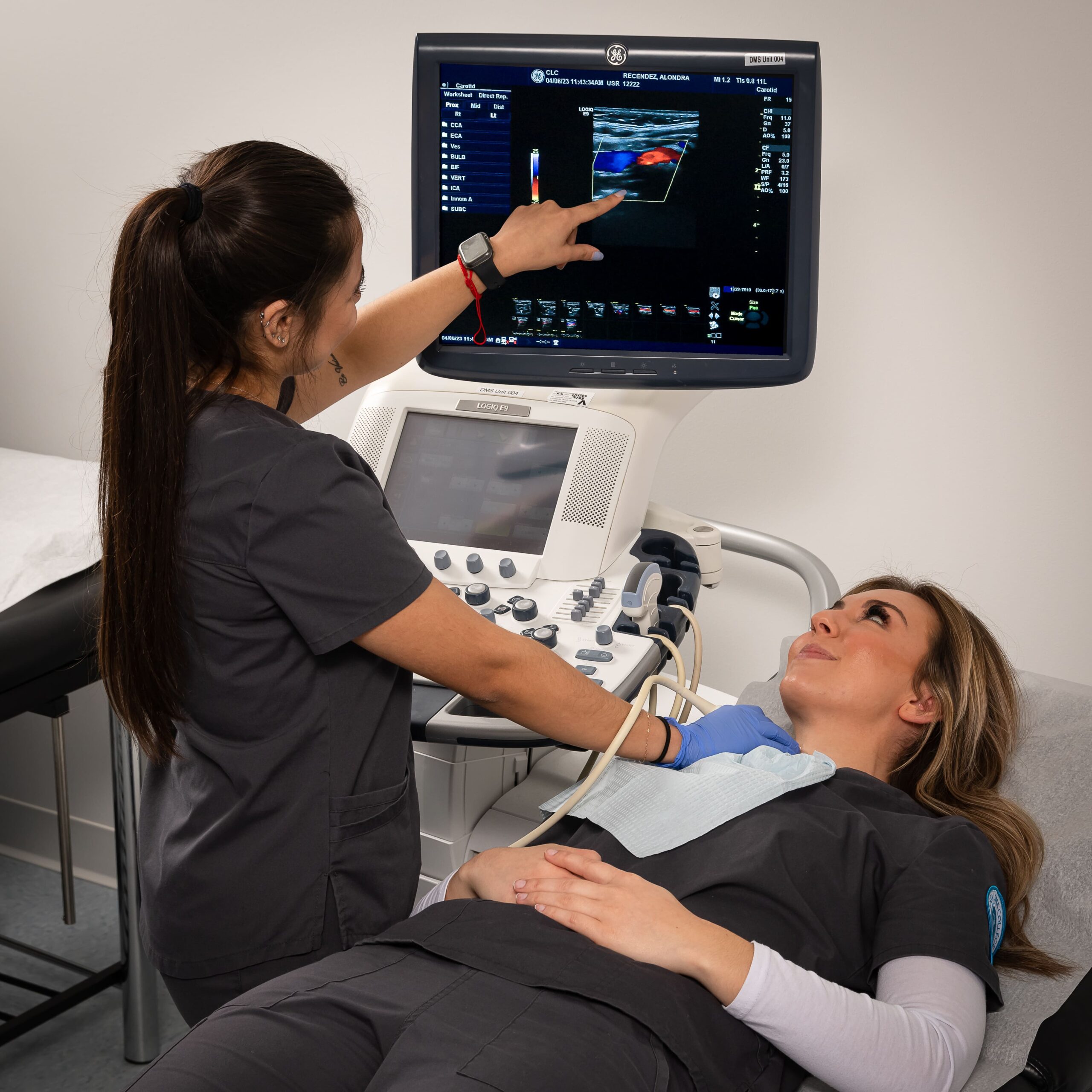 Effective Ways to Become a Sonographer: Your Guide to Success in 2025