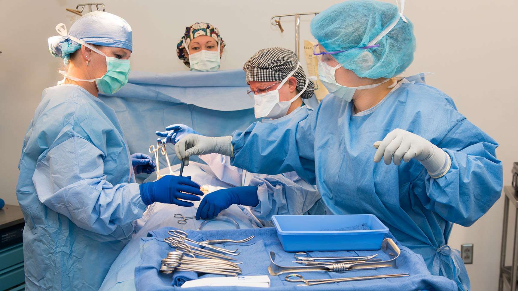 How to Become a Surgical Tech: Essential Steps for Your Career in 2025