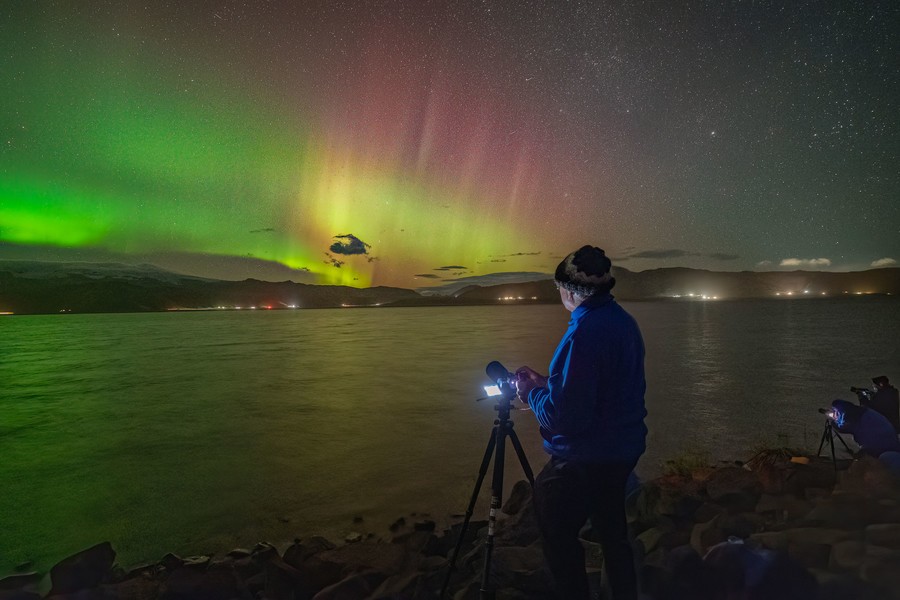 How to Properly Capture Stunning Northern Lights Photos in 2025