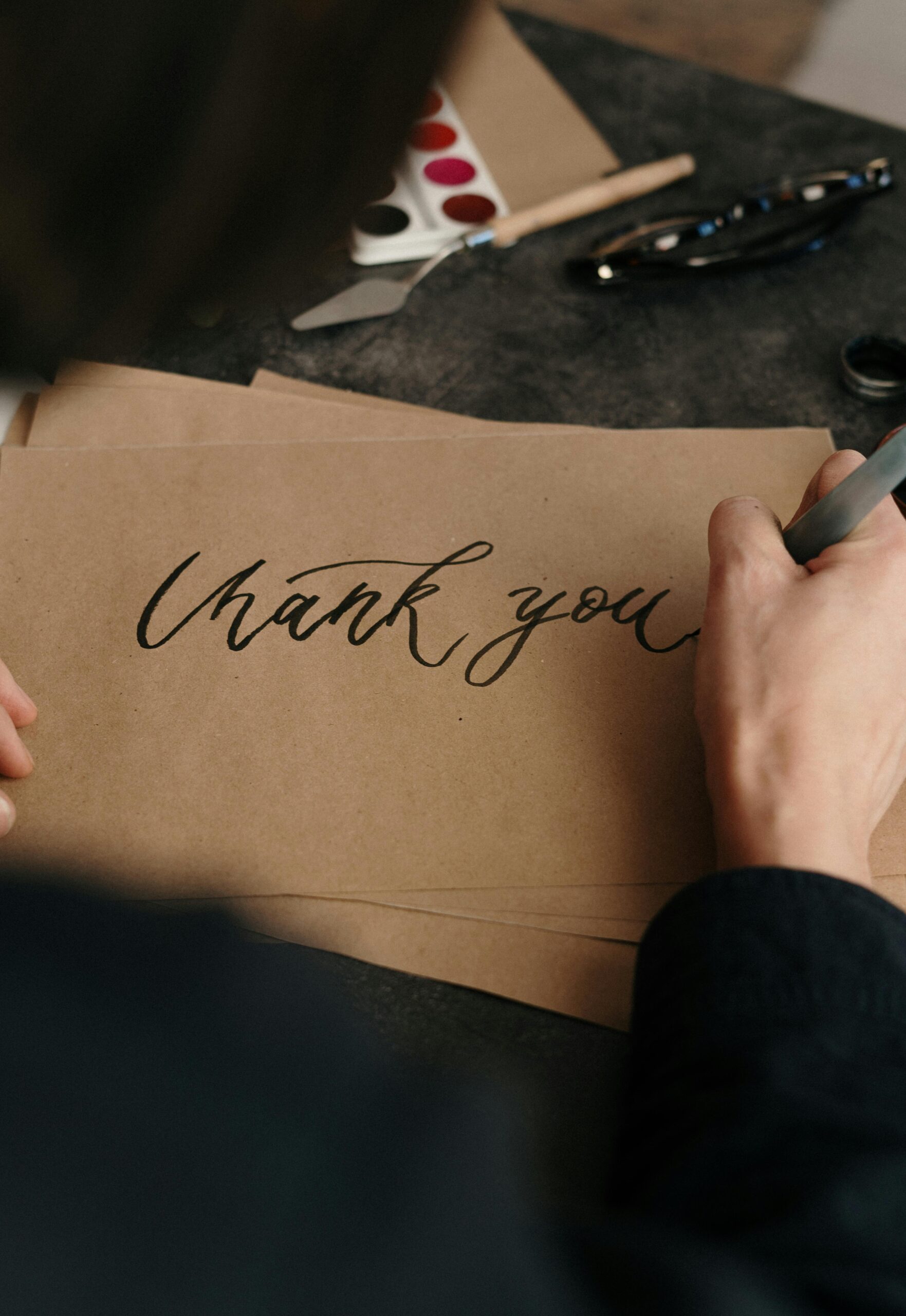 How to Write a Thank You Letter: 5 Effective Tips for Genuine Gratitude in 2025